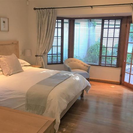 Lydall Wild Tranquil Garden Suites Johannesburg Bagian luar foto
