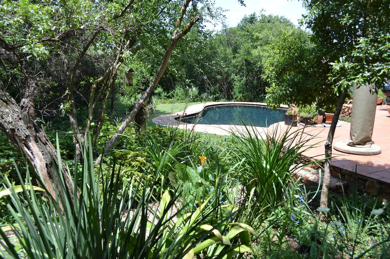 Lydall Wild Tranquil Garden Suites Johannesburg Bagian luar foto