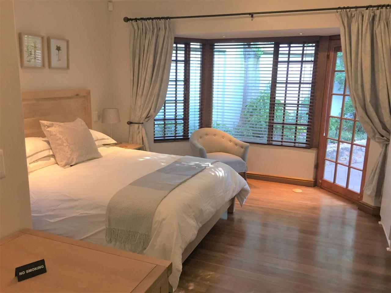 Lydall Wild Tranquil Garden Suites Johannesburg Bagian luar foto